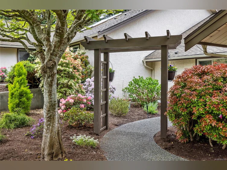 21-885 Berwick Road, Qualicum Beach, BC, V9K 1N7 - 43