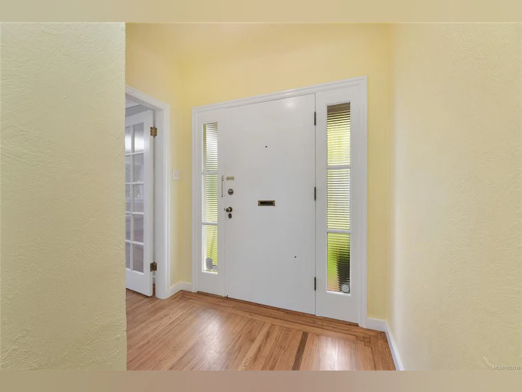 2771 Foul Bay Road, Oak Bay, BC, V8R 5C1 - 14