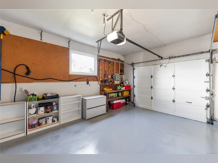 10448 Allbay Road, Sidney, BC, V8L 2P1 - 47