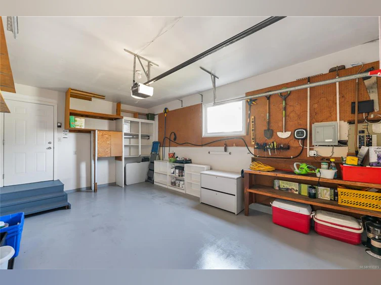 10448 Allbay Road, Sidney, BC, V8L 2P1 - 48