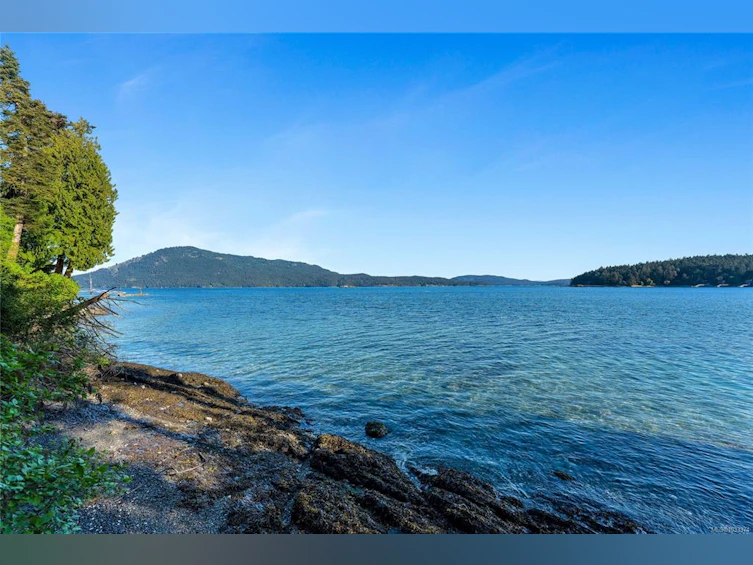 1676 Lands End Road, North Saanich, BC, V8L 5L5 - 55
