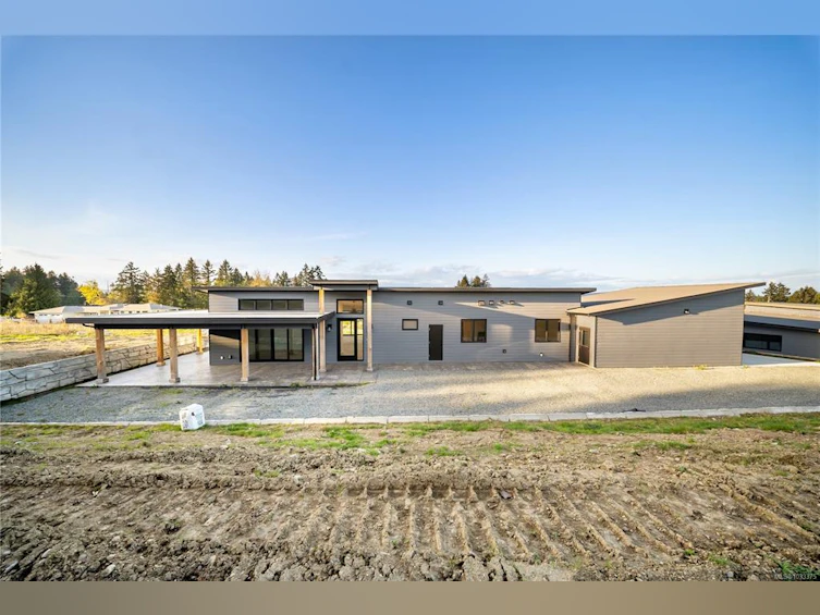 10928 Grandview Road, Saltair, BC, V9G 1Z7 - 9