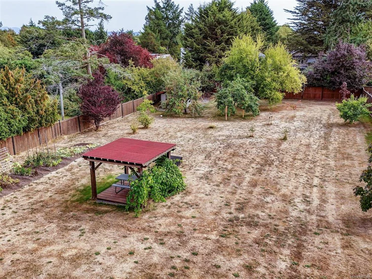 9173 Basswood Road, North Saanich, BC, V8L 3W8 - 28