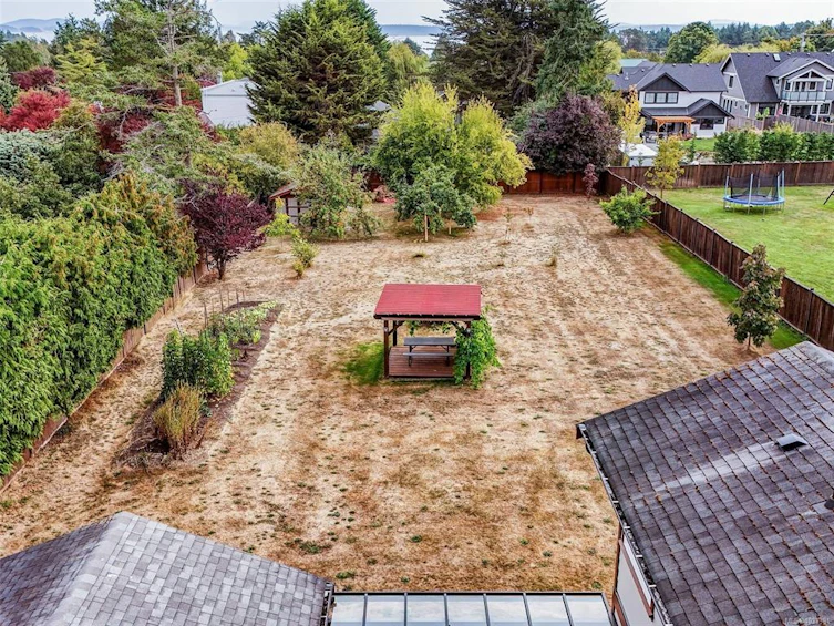 9173 Basswood Road, North Saanich, BC, V8L 3W8 - 35
