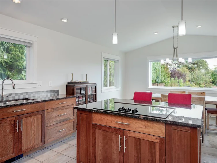 9173 Basswood Road, North Saanich, BC, V8L 3W8 - 7