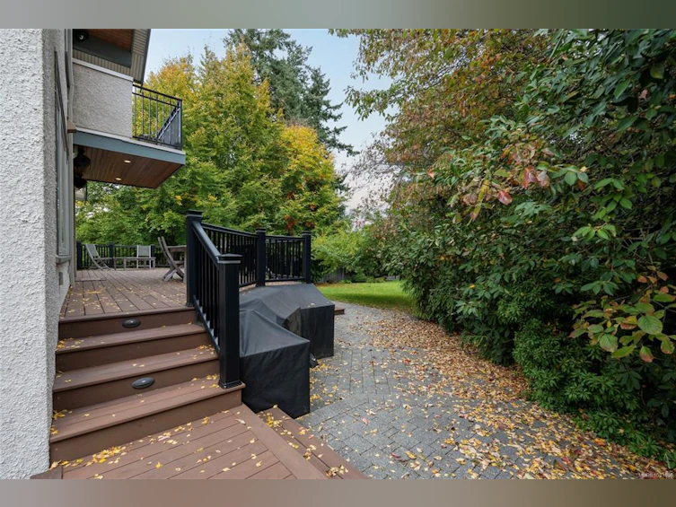 1690 Ash Road, Saanich, BC, V8N 2T5 - 43