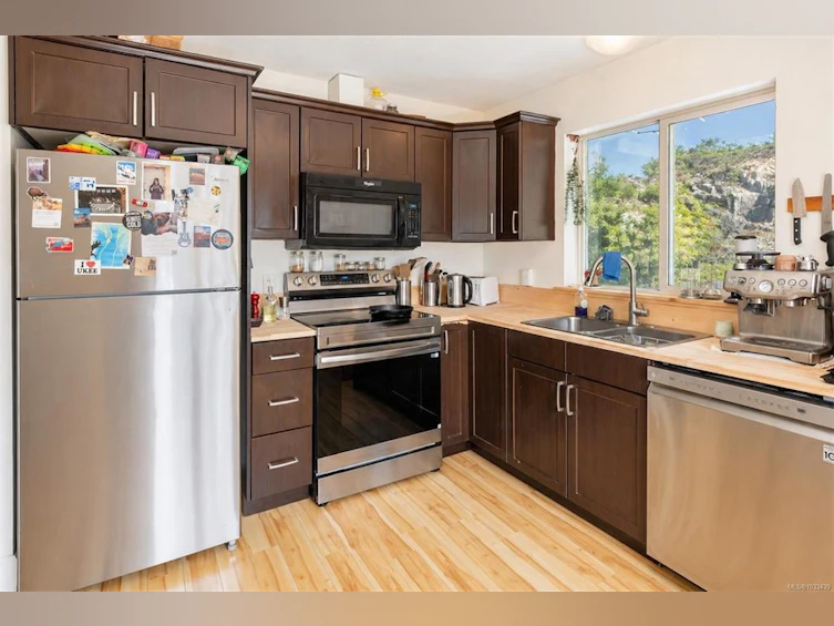 380 Pacific Crescent, Ucluelet, BC, V0R 3A0 - 8