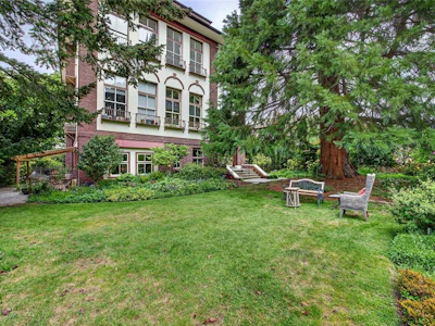 306-120 Douglas Street - 3