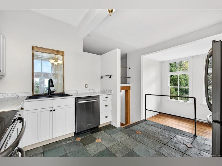 306-120 Douglas Street, Victoria, BC, V8V 2N9 - 27