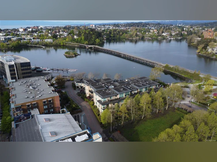 306-330 Waterfront Crescent, Victoria, BC, V8T 5K3 - 44