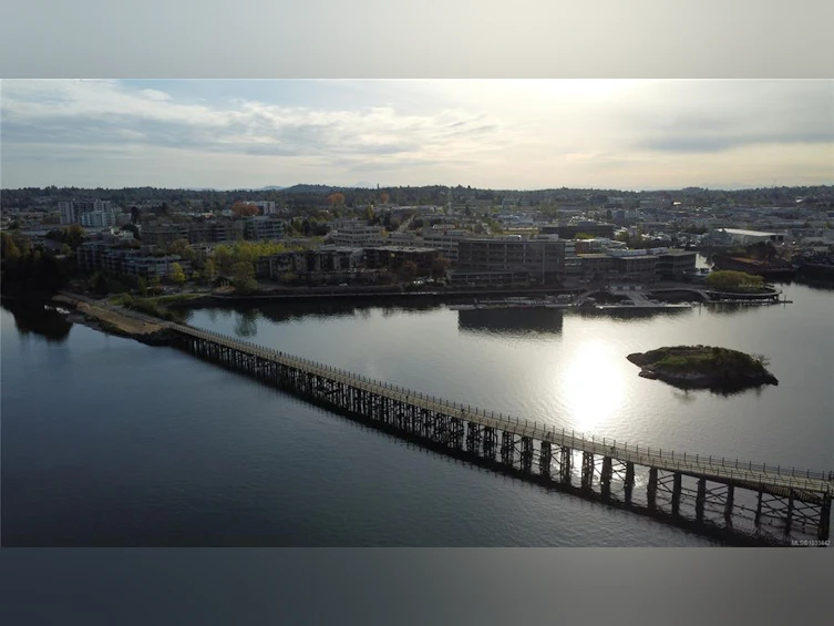 306-330 Waterfront Crescent, Victoria, BC, V8T 5K3 - 33