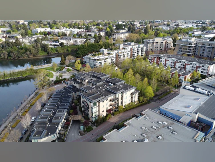306-330 Waterfront Crescent, Victoria, BC, V8T 5K3 - 38