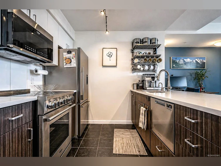 1116-160 Wilson Street, Victoria, BC, V9A 3P9 - 6