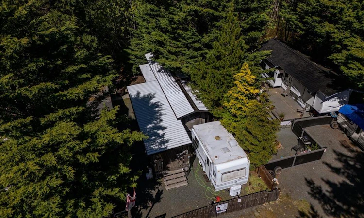 E14-2650 Turnbull Road