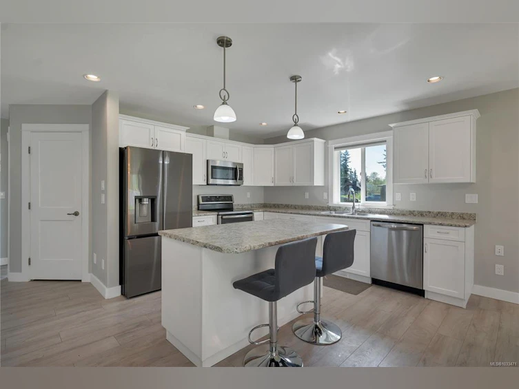 3965 Leeming Road, Campbell River, BC, V9H 1H2 - 2