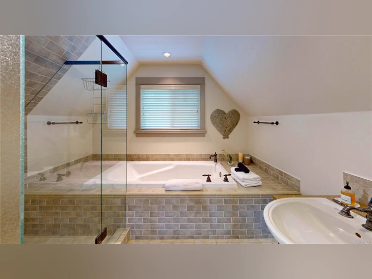 38-315 Robinson Road, Salt Spring Island, BC, V8K 1P7 - 29