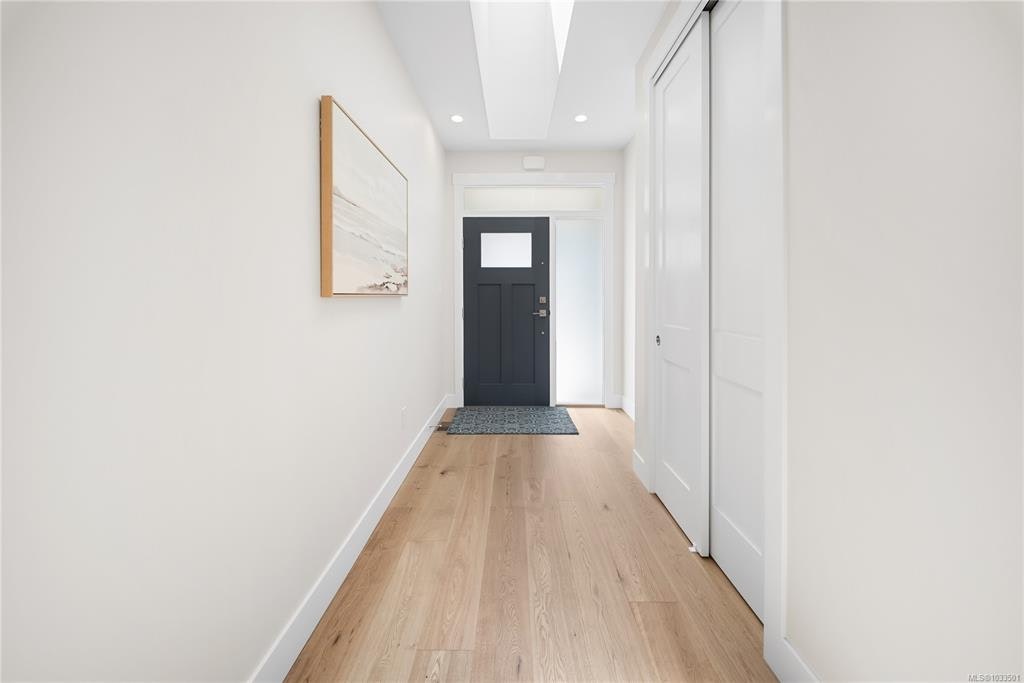 409 Hummingbird Place - 4