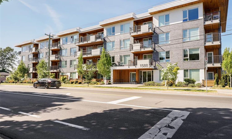 404-1588 North Dairy Road