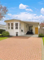 8 7401 Central Saanich Road
