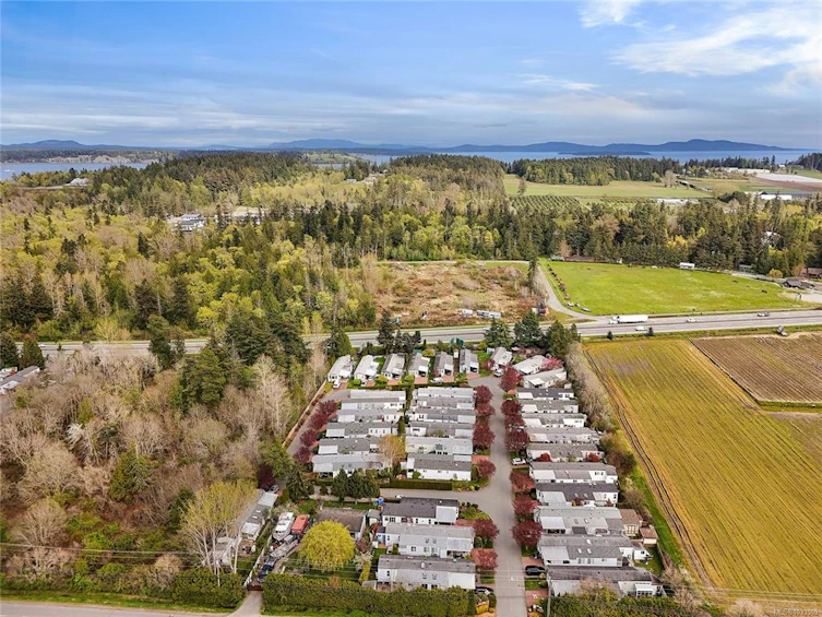 8-7401 Central Saanich Road, Central Saanich, BC, V8M 2B5 - 25