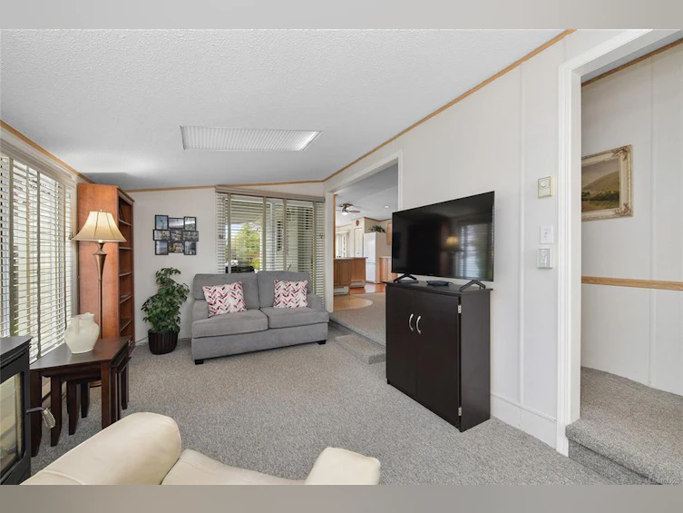 8-7401 Central Saanich Road, Central Saanich, BC, V8M 2B5 - 9