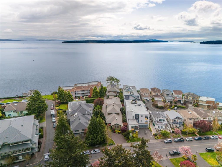 1-9675 First Street, Sidney, BC, V8L 3C8 - 27