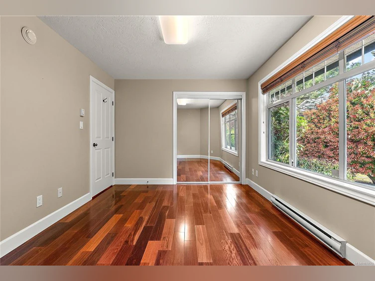 1-9675 First Street, Sidney, BC, V8L 3C8 - 17