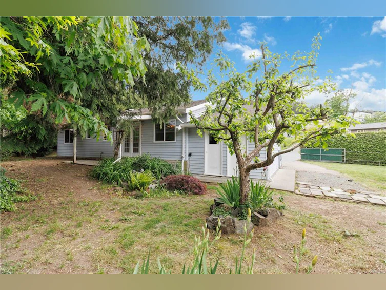2626 Ernhill Drive, Langford, BC, V9C 3N7 - 28