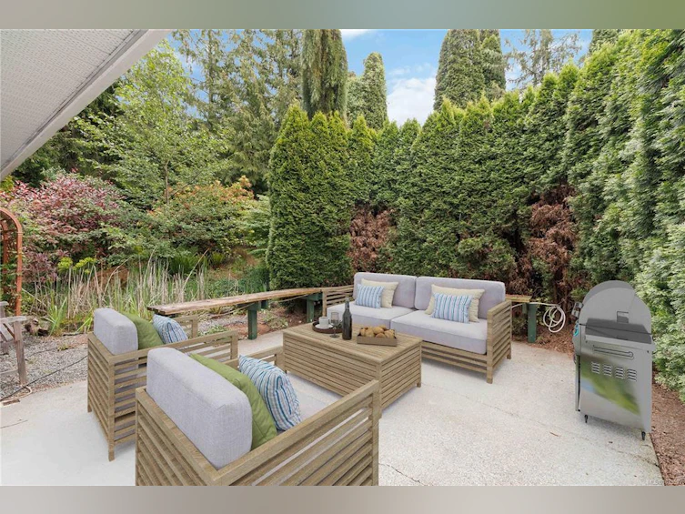 2626 Ernhill Drive, Langford, BC, V9C 3N7 - 4