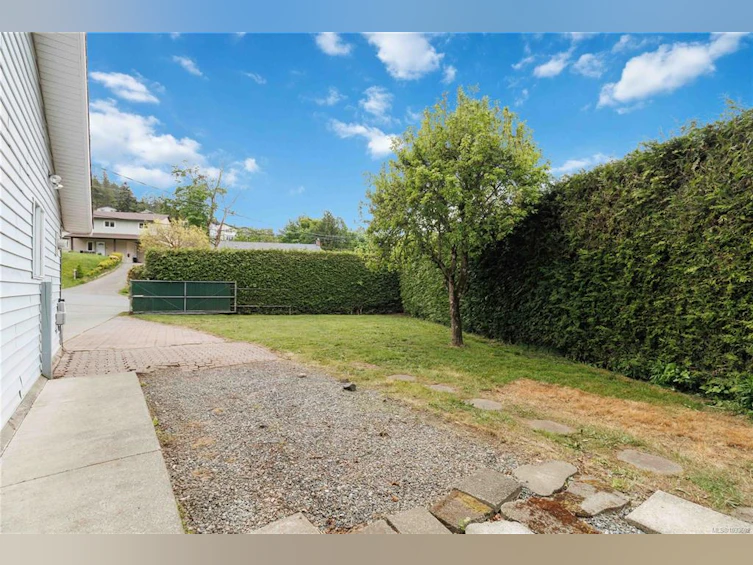 2626 Ernhill Drive, Langford, BC, V9C 3N7 - 29