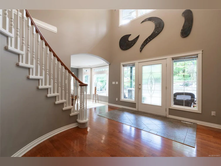 376 W Viaduct Avenue, Saanich, BC, V9E 2B6 - 8
