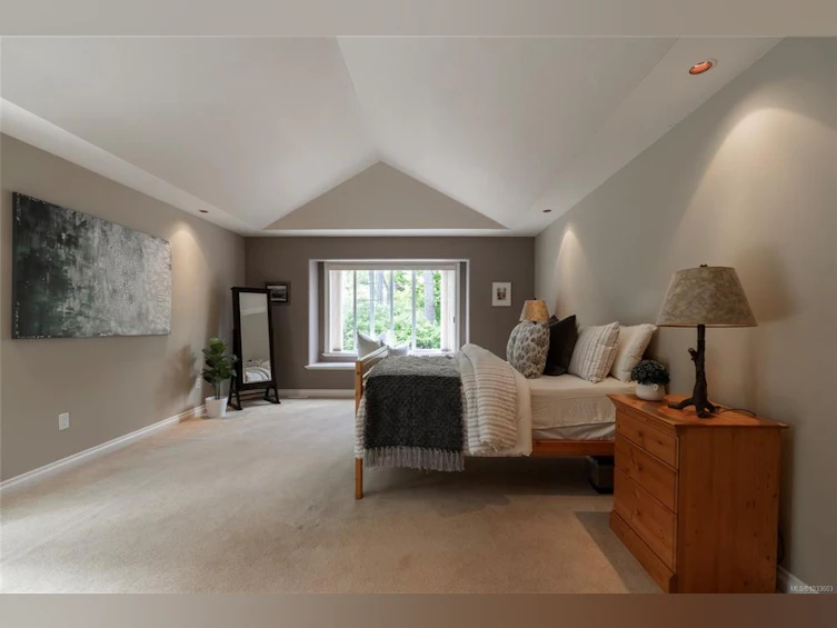 376 W Viaduct Avenue, Saanich, BC, V9E 2B6 - 38