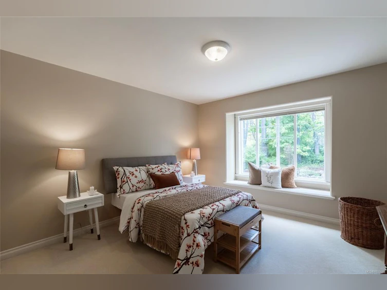376 W Viaduct Avenue, Saanich, BC, V9E 2B6 - 48