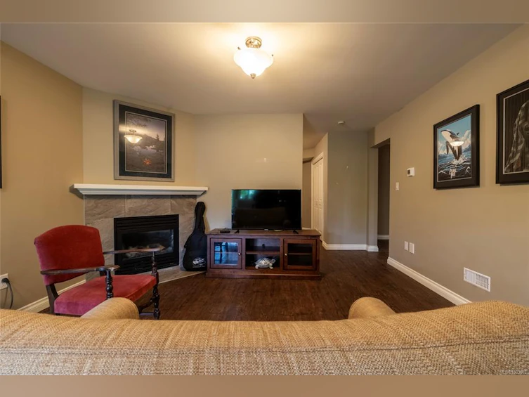 376 W Viaduct Avenue, Saanich, BC, V9E 2B6 - 63