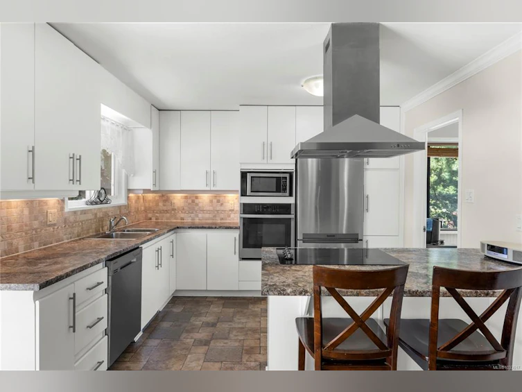 1508 Admiral Tryon Boulevard, French Creek, BC, V9P 2V2 - 23