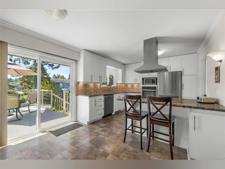 1508 Admiral Tryon Boulevard, French Creek, BC, V9P 2V2 - 3