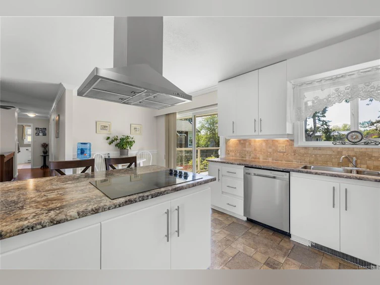 1508 Admiral Tryon Boulevard, French Creek, BC, V9P 2V2 - 21