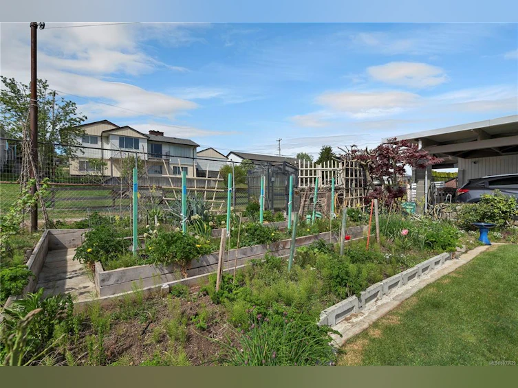 52 S Murphy Street, Campbell River, BC, V9W 1Y4 - 42