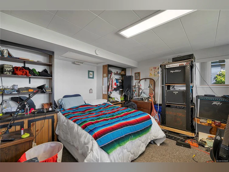52 S Murphy Street, Campbell River, BC, V9W 1Y4 - 51