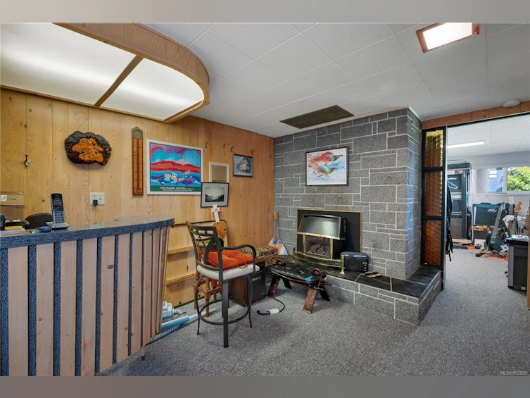 52 S Murphy Street, Campbell River, BC, V9W 1Y4 - 48
