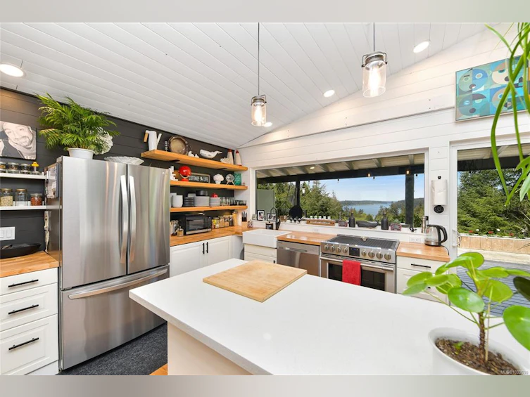 430 Mckercher Road, Mayne Island, BC, V0N 2J2 - 20