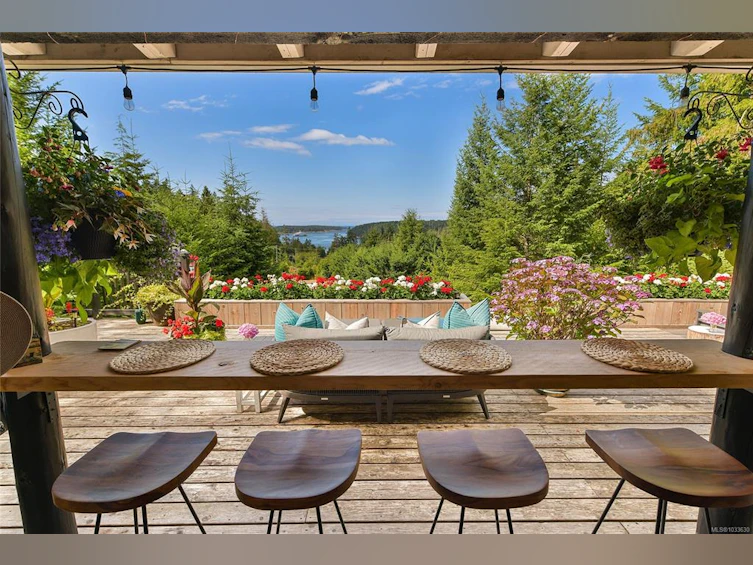 430 Mckercher Road, Mayne Island, BC, V0N 2J2