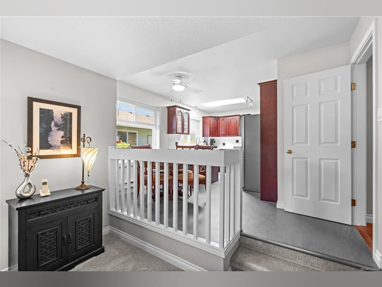 4705 Sunnymead Way, Saanich, BC, V8Y 2Z9 - 22