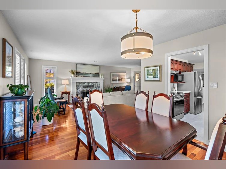 4705 Sunnymead Way, Saanich, BC, V8Y 2Z9 - 14