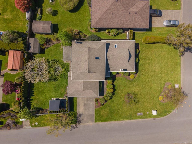 4705 Sunnymead Way, Saanich, BC, V8Y 2Z9 - 81