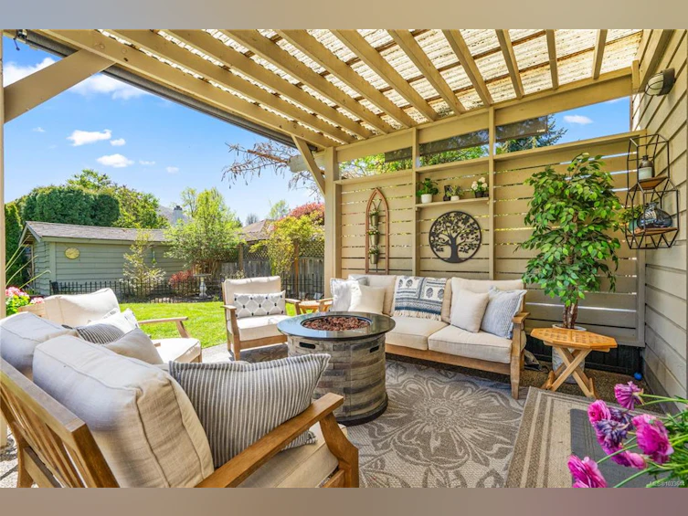 4705 Sunnymead Way, Saanich, BC, V8Y 2Z9 - 50
