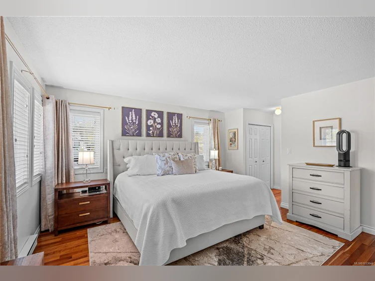4705 Sunnymead Way, Saanich, BC, V8Y 2Z9 - 31