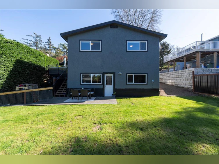 1002 Karen Crescent, Saanich, BC, V8X 3C6 - 30
