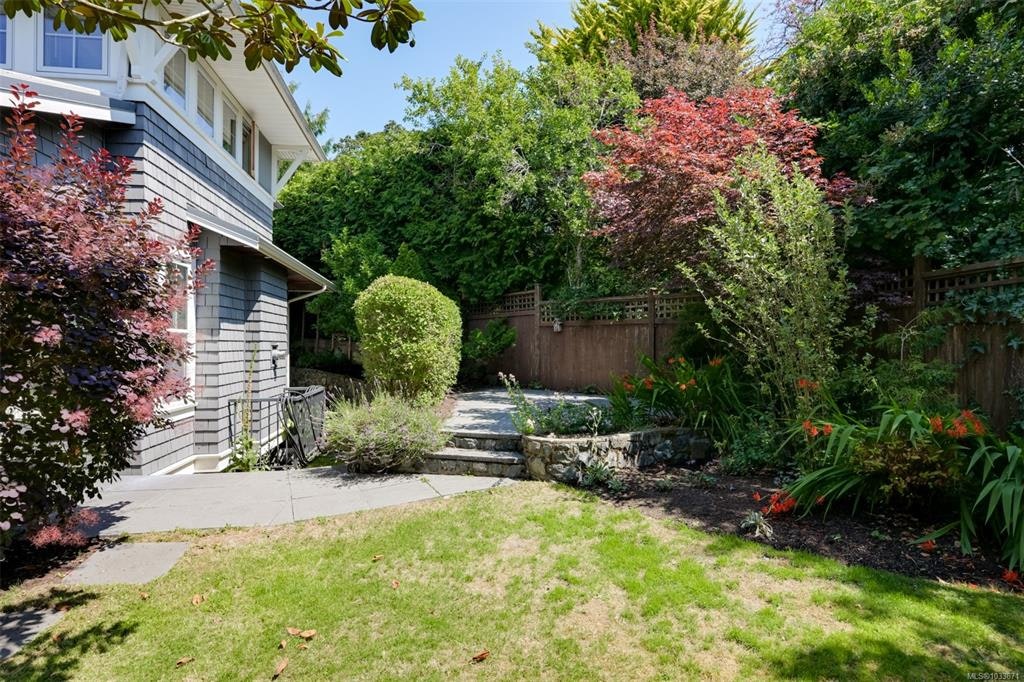 12 Briar Place, Victoria, BC, V8S 3J5 - 65