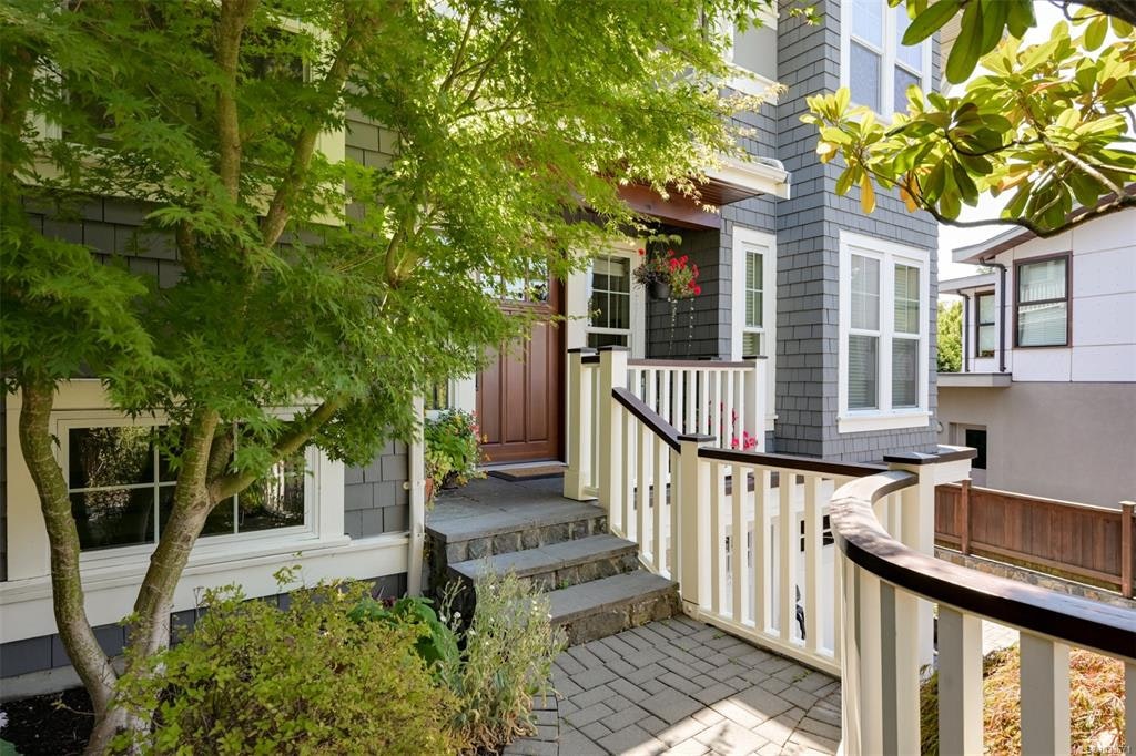 12 Briar Place, Victoria, BC, V8S 3J5 - 60